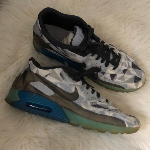 Nike Other - Men’s Nike Air Max shoe size 12.5